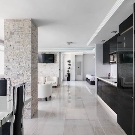 Deluxe Supreme Apartment Malaga Exterior photo