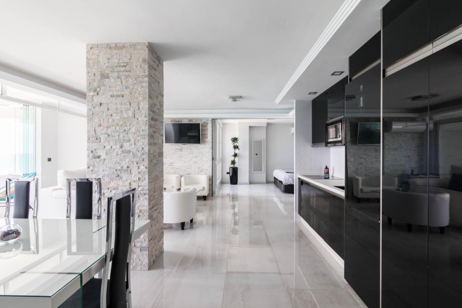 Deluxe Supreme Apartment Malaga Exterior photo