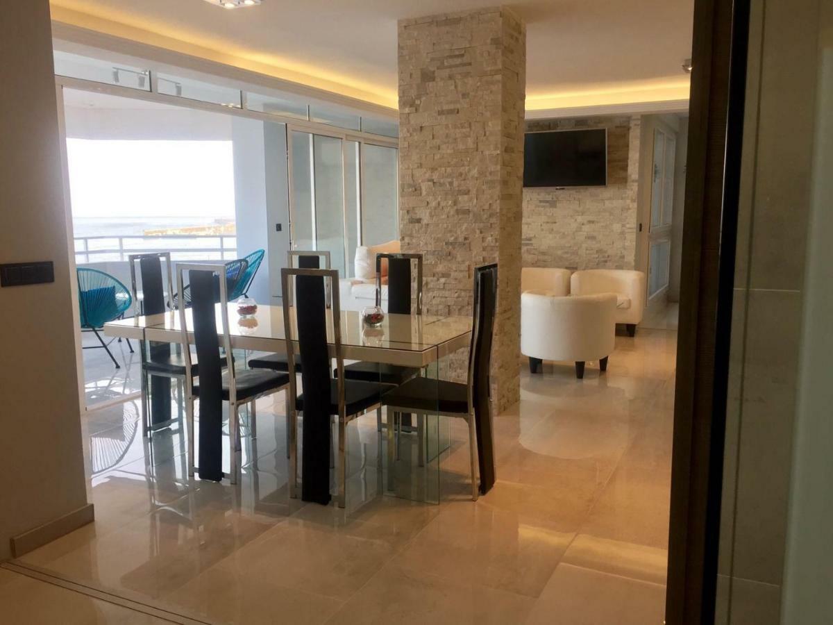 Deluxe Supreme Apartment Malaga Exterior photo
